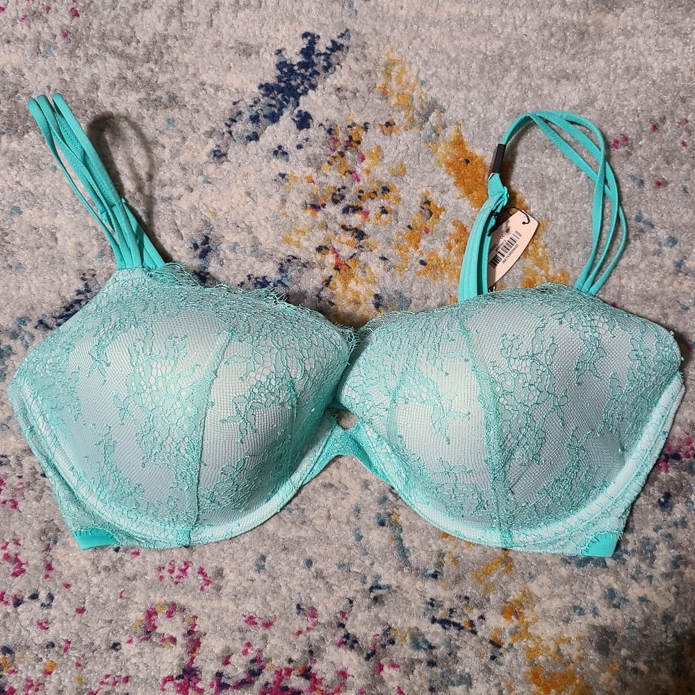 Victoria's Secret Very Sexy Push-up Bra